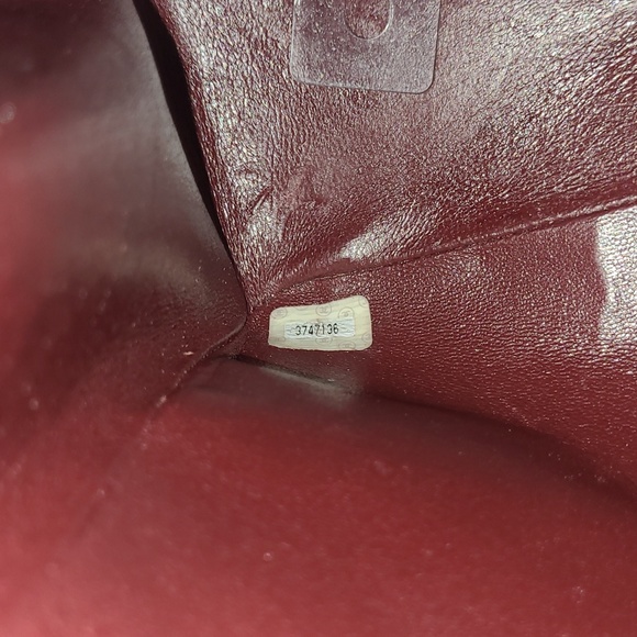 Chanel XL Maxi flap 24kt gold vintage bag 255  own a piece of Chanel history ✨️ - Picture 6 of 6